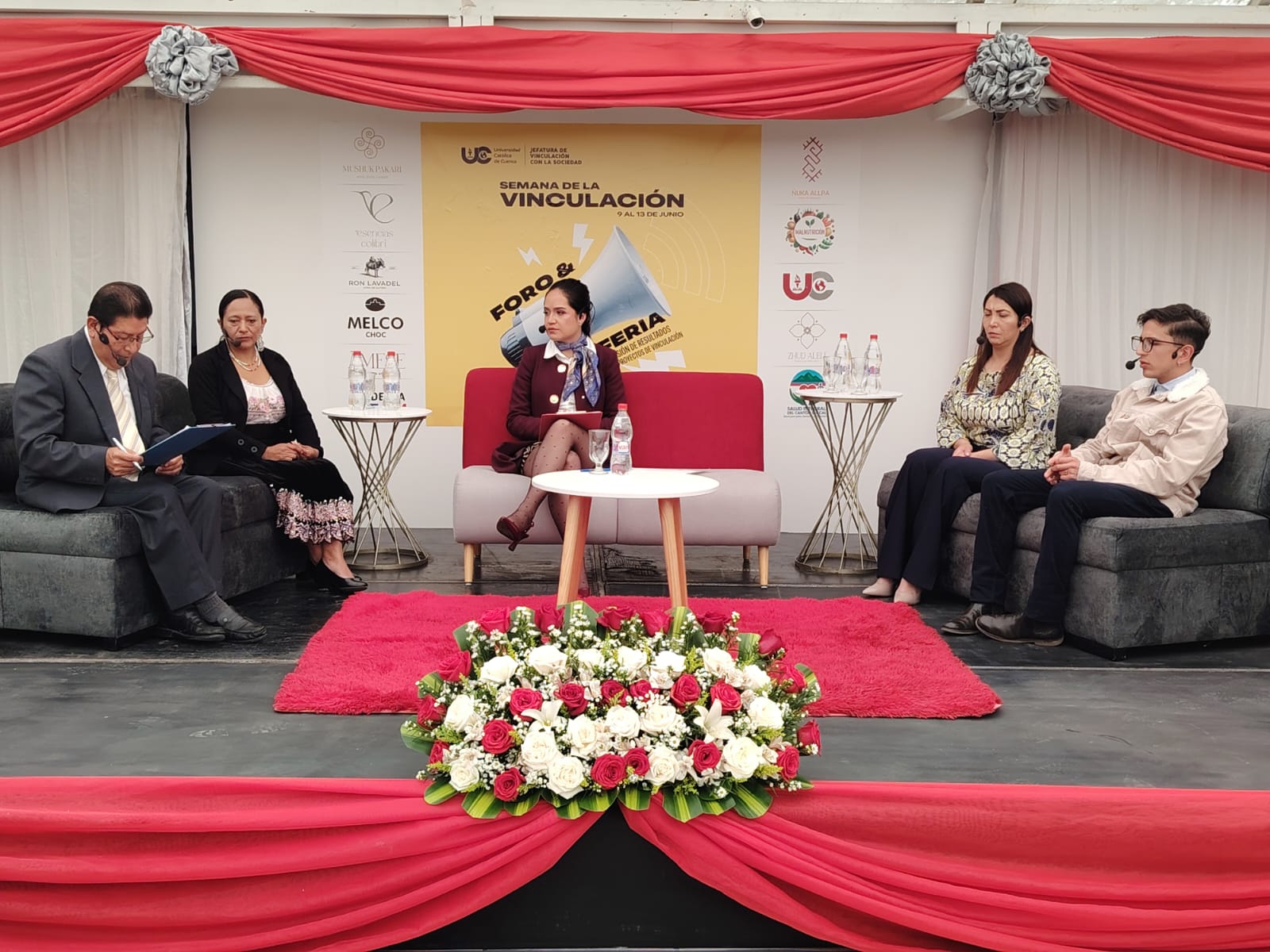 Proyectos de vinculación desarrollados en Suscal sobresalen en foro académico.